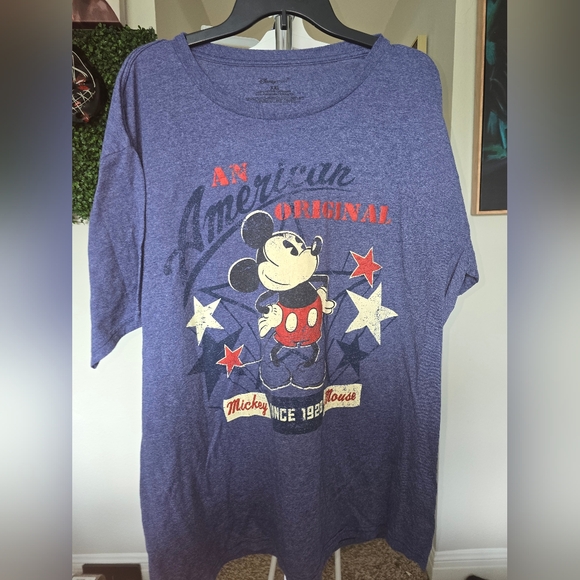 Disney Other - Disney T-Shirt